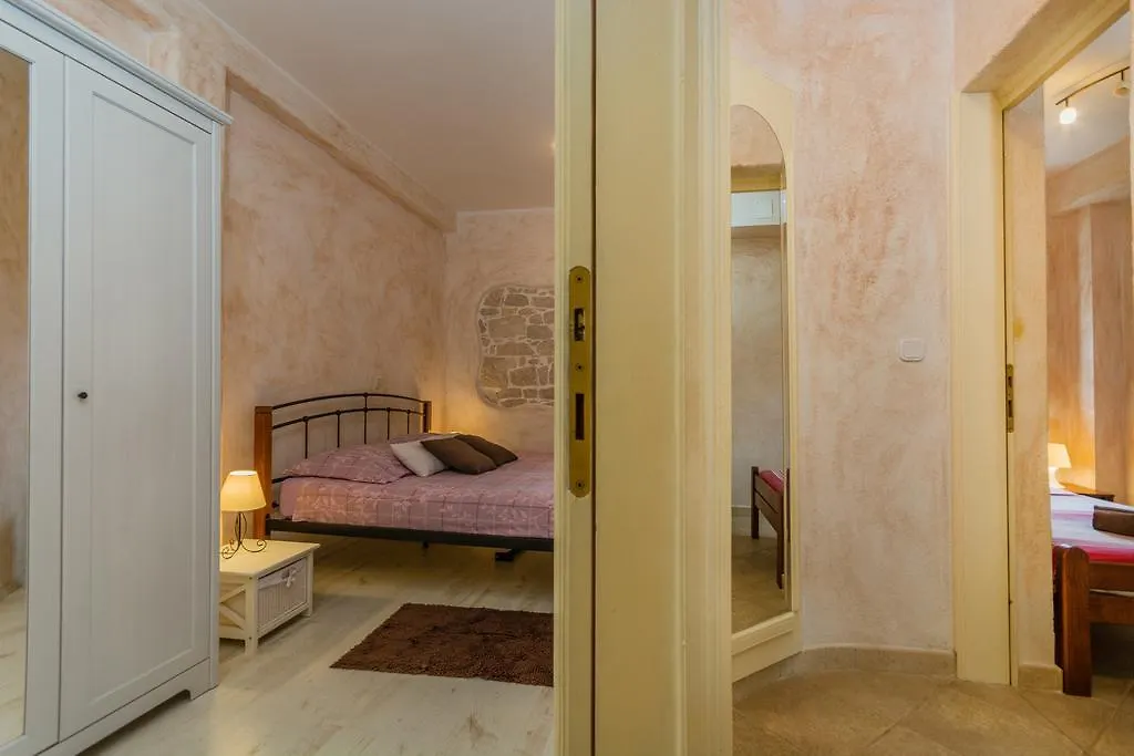 Apartment Velenik D&I 波雷奇